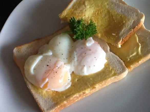 Poached Eggs the easiest way ever 