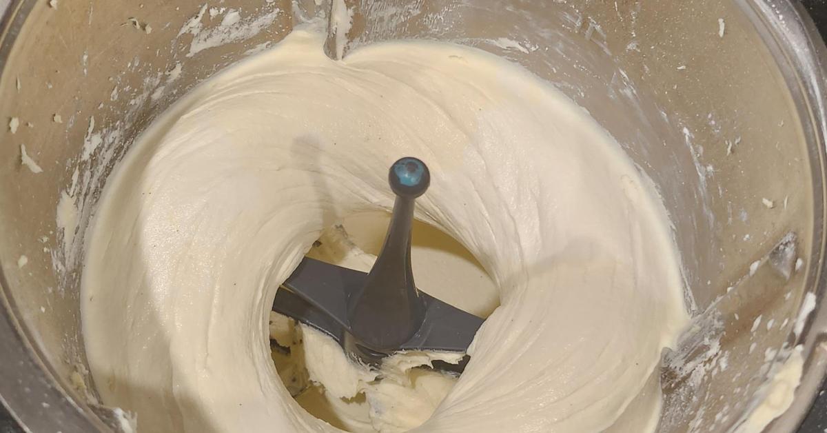 Professional Style Buttercream by Strickers. A Thermomix ® recipe in ...