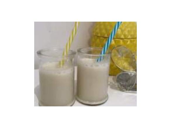 Rice bubble banana milkshake