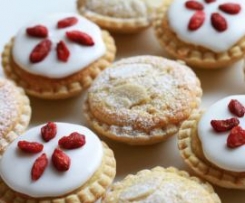 Mini bakewell tarts