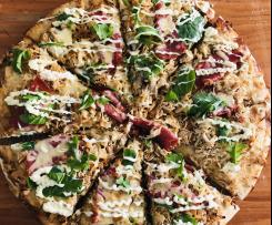 PIZZA with shredded chicken ketjap style.