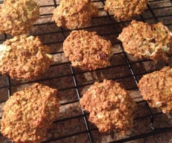 Toddler - Apple & Sultana Cookies
