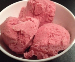 Banana Raspberry Easy Icecream