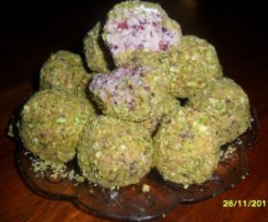 White Chocolate & Cranberry Christmas Truffles