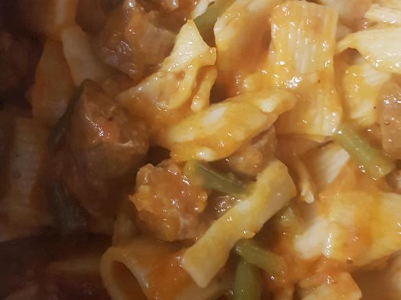 Tomato sausage pasta