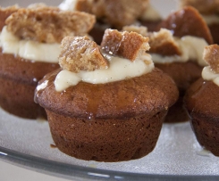 Apple Custard Cupcakes