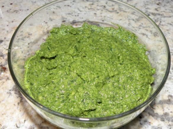 Oil Free Vegan Pesto