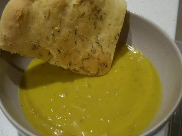 Spicy Pea and Ham Soup