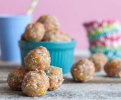Vegan no bake energy balls (birthday cake) from The Edgy Veg
