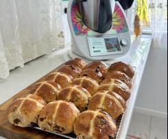 THERMOMUMMA HOT CROSS BUNS