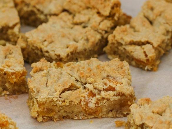 Apricot, Coconut and Oat Slice