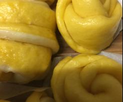 Pumpkin Mantou (Steam Bread)