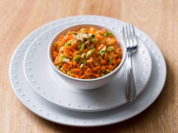 Crunchy carrot salad