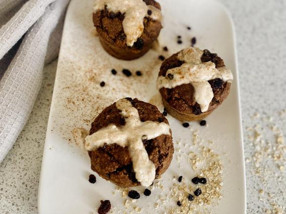 Hot Cross Bun Baked Oats
