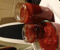 Spicy tomato relish