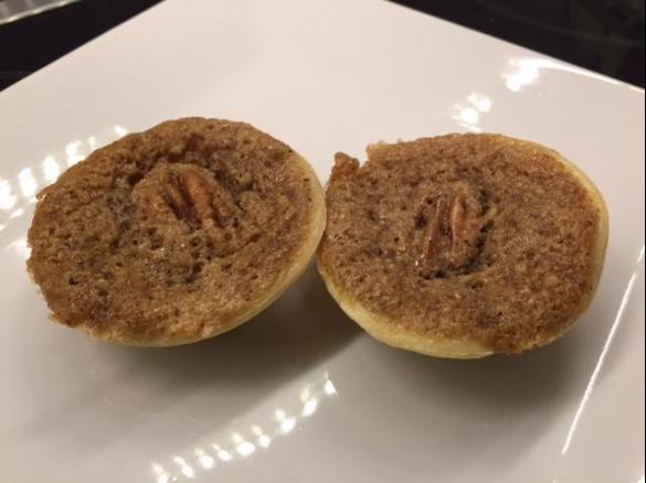 Individual pecan pies