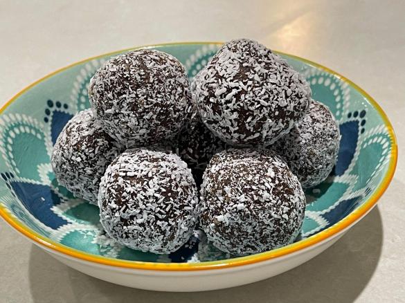 Weetbix and fruit balls