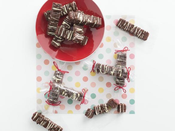 Cranberry chocolate snack bars