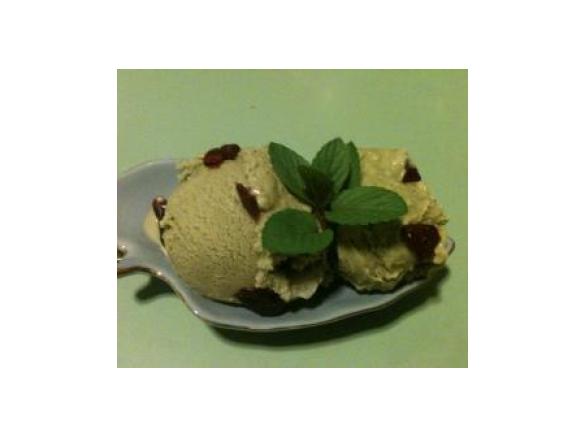 Mint and Cranberry Ice-cream
