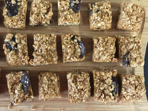 Choc Chip Oat Bars