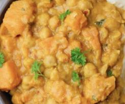 Creamy Coconut Sweet Potato & Chick Pea Curry