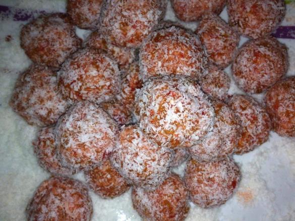  Muma Mutembo's Apricot Fruit Balls