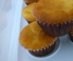 Lemon yoghurt cupcakes