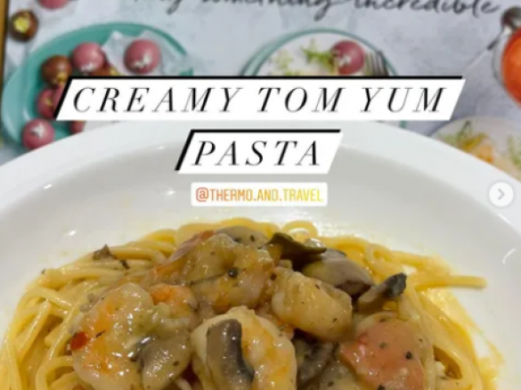 CREAMY TOM YUM ONE POT PASTA