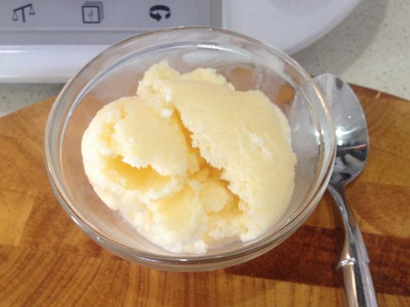 Fructose-Free 'Old Fashioned' Vanilla Ice cream 