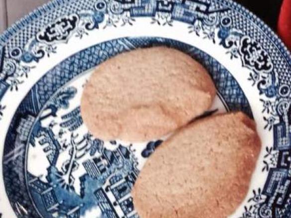 Spelt Macadamia Shortbread 