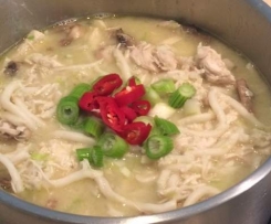 Chicken and Mushroom Udon Noodle Soup