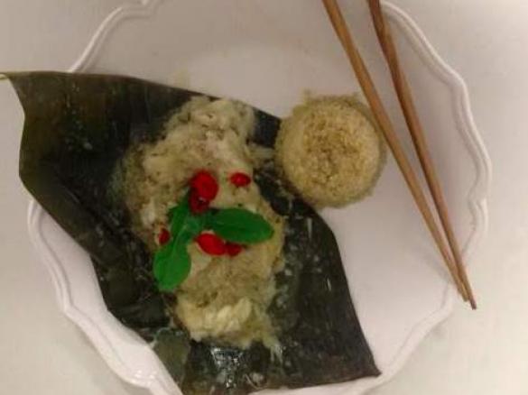 Aromatic Snapper in Banana Leaves with Quinoa