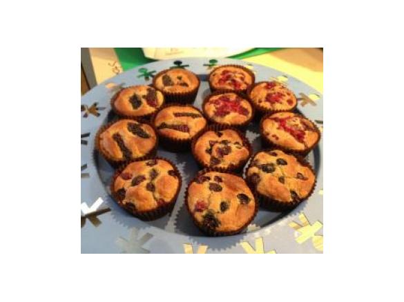 Clean Banana Berry Muffins