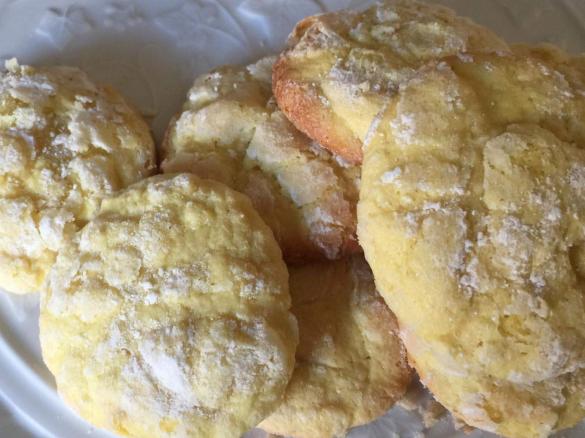 Lemon Gooey Butter Cookies