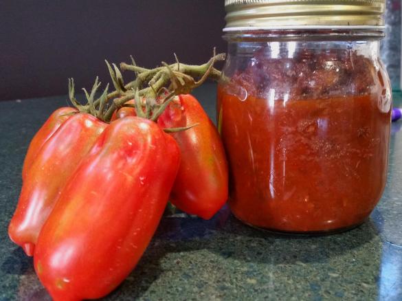 Variation Tomato Chutney (similar to Beerenberg's)..more zing, less sugar