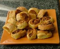 Curried Sausage Rolls 