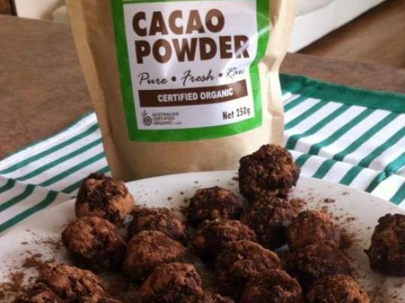 Fig and Raw Cacao Balls