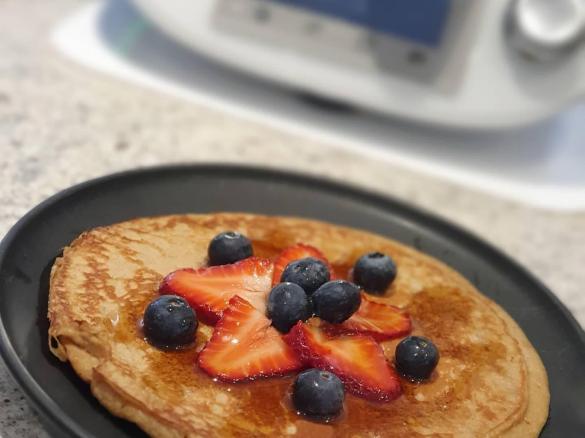 Healthy Banana & Oat Protein Pancakes