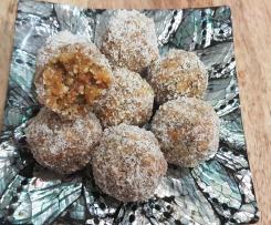 Peach and Macadamia Bliss Balls