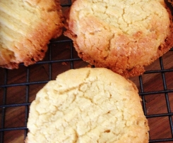 Cashew & Coconut Biscuits