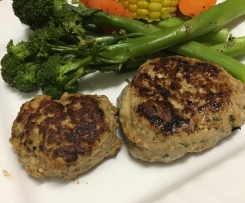Turkey rissoles w/ steamed vege