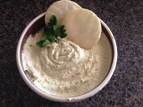 FODMAP Friendly Tuna - Avocado Dip