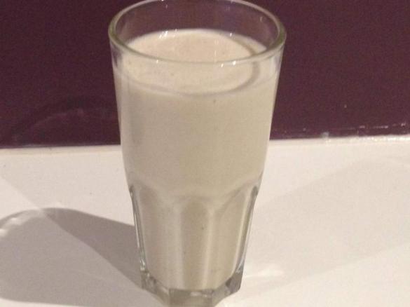 Vegan Vanilla Milkshake Smoothie