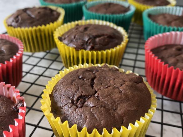 Fudgy chocolate muffins (Healthier)