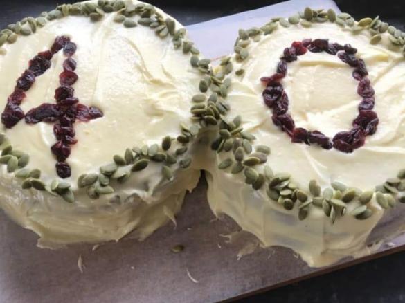 Easy Peasy Carrot Cke