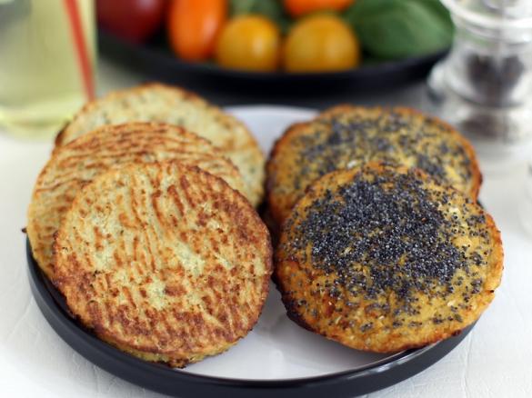 Cauliflower buns/rolls (No grains / gluten / nuts / soy / diary) Paleo / LCHF