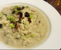 Cauliflower risotto with bacon & zucchini. Gluten free, dairy free, paleo, grain free