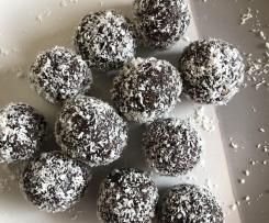 Choc almond bliss balls