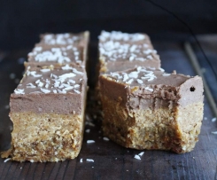 RAW Chocolate Cream Caramel Slice