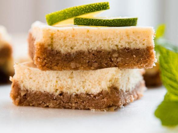 Lime pie slice